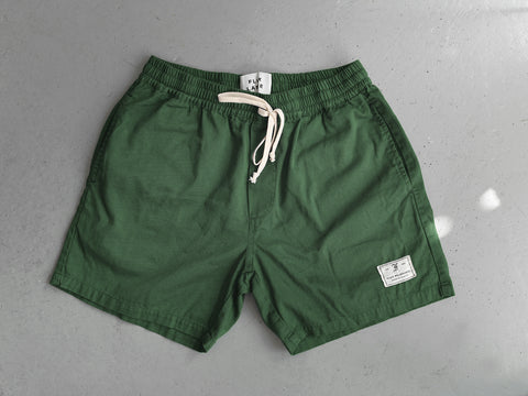 HIT THE CITY. EVERYDAY SHORTS. BOTTLE.