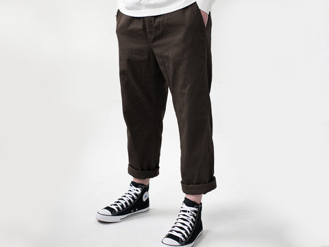 FIELD PANT. RELAXED. BROWN