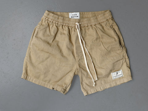 HIT THE CITY. EVERYDAY SHORTS. TAN.