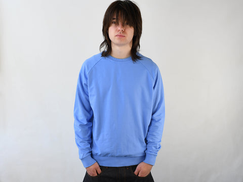 RAGLAN SWEATER. SKY BLUE