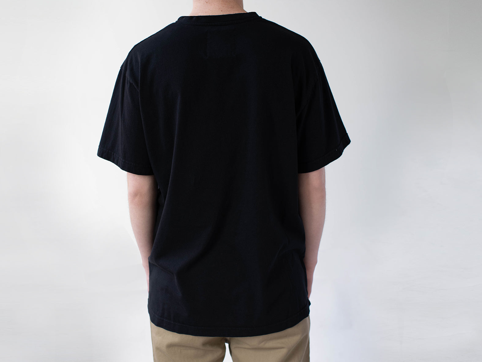 Nº A. OVERSIZE FIT TEE. BLACK.